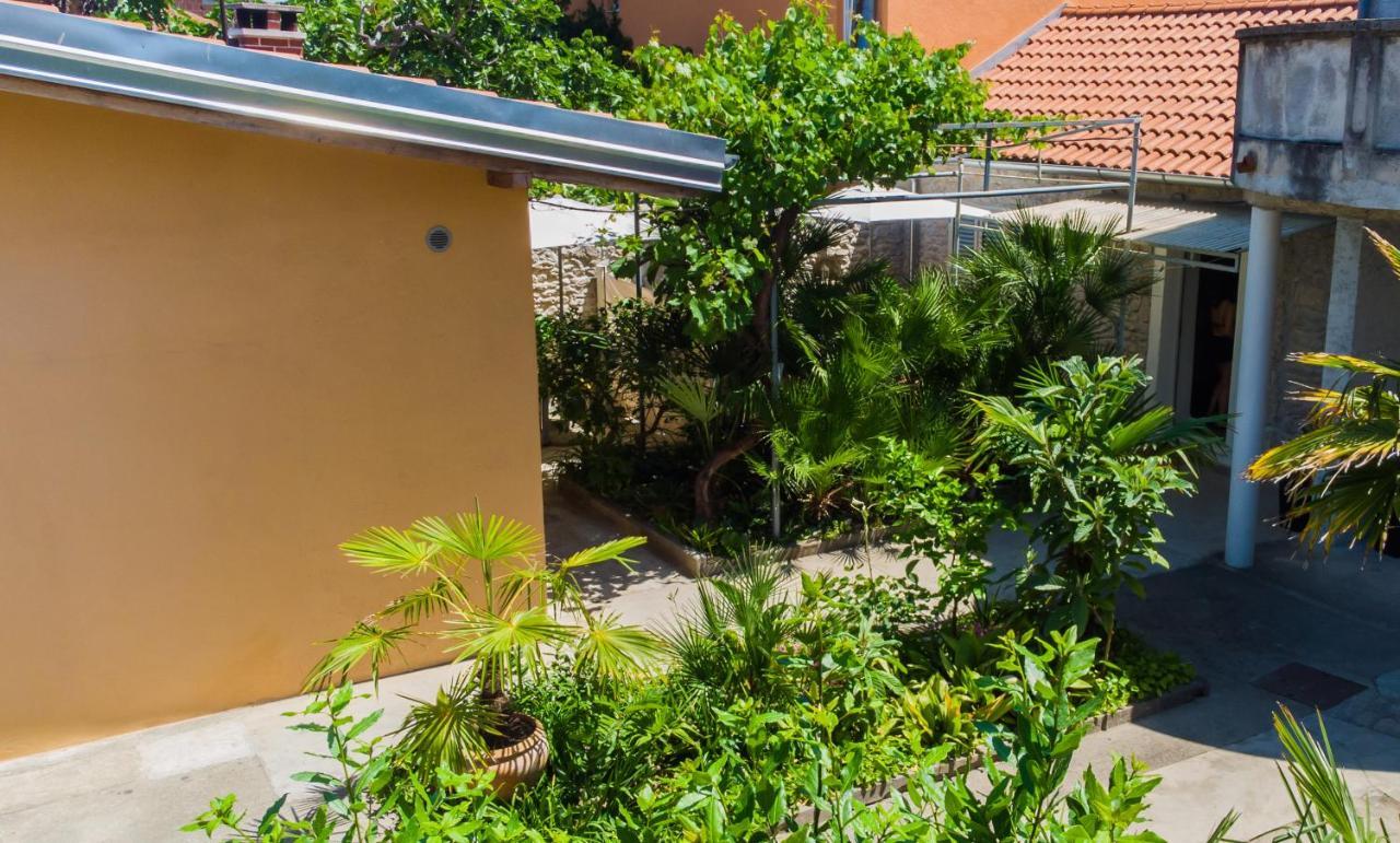 Eleonora Apartments Zadar Exterior photo