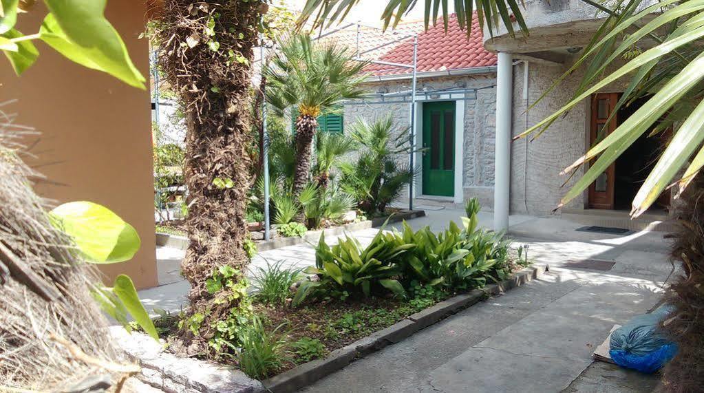 Eleonora Apartments Zadar Exterior photo